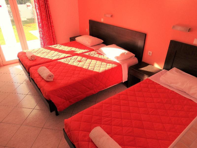 Oasis Club 3* Kávos