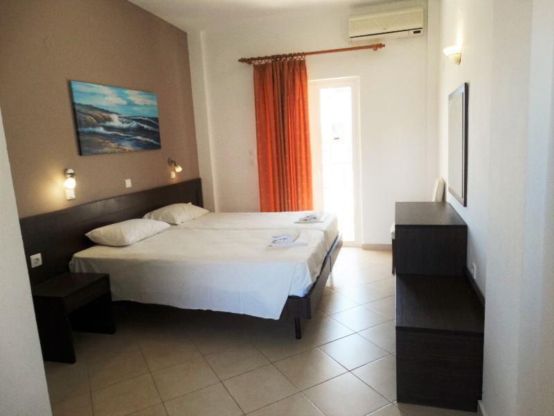 Aparthotel Oasis Club