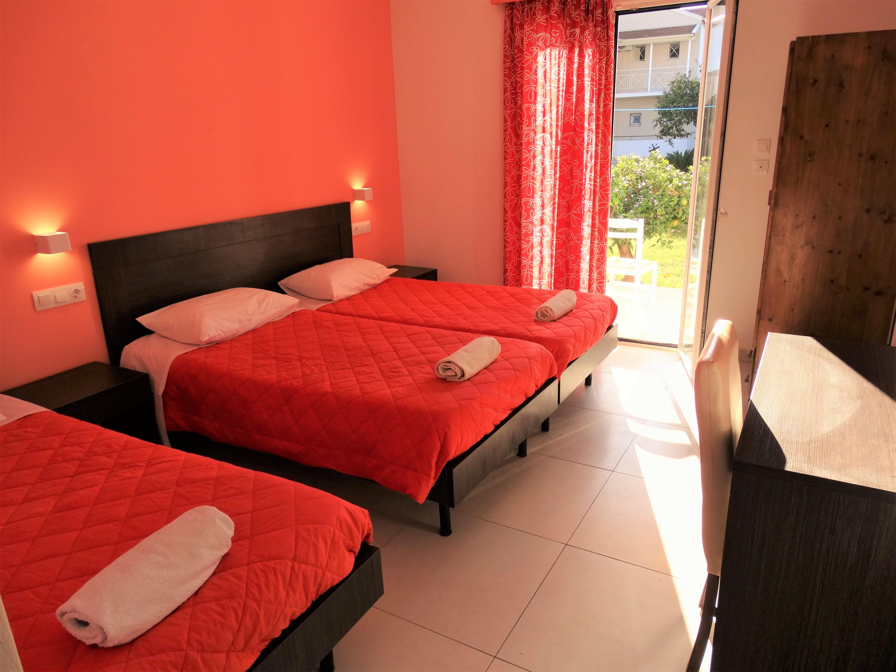 Aparthotel Oasis Club 3*