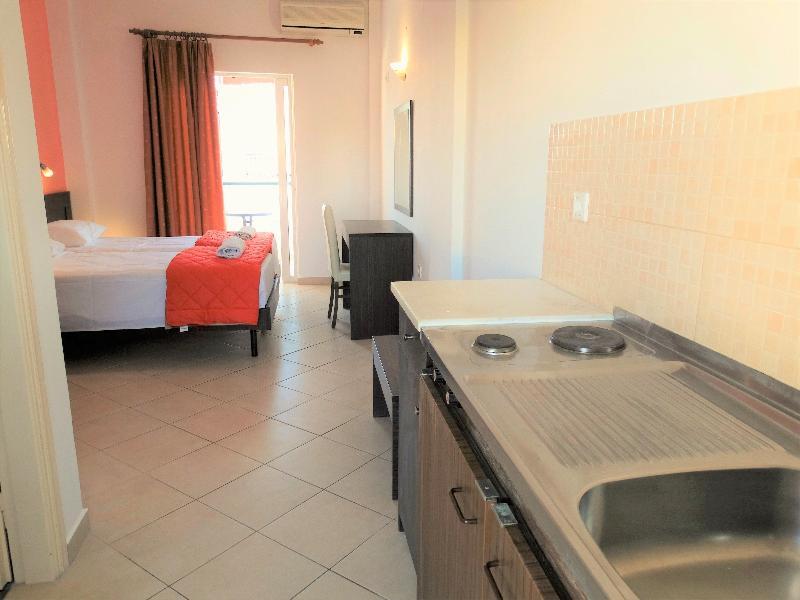 Aparthotel Oasis Club 3*